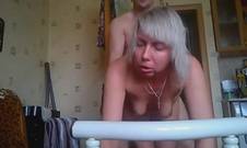 Обкумаренная мамаша, трясёт болтающимися отвисшими сиськами, под напором старающегося сзади сына дауна, которые давно уже привык ебать собственную мать